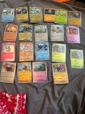 Holos , reverse holos & ultra rare Pokemon cards 20 cards